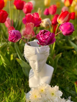 Flowerpot/ Vase Lady White