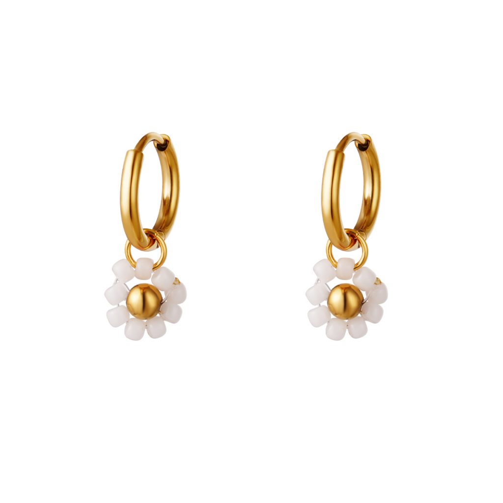 Earrings.Flower.White